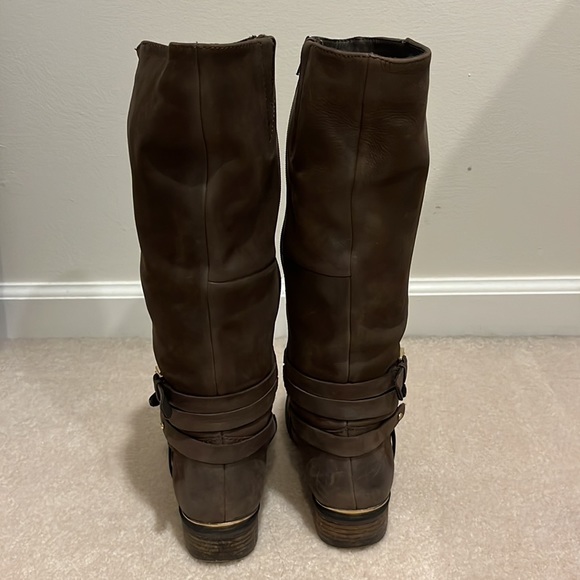 Steve Madden Albany Brown Leather Boots - Picture 2 of 6